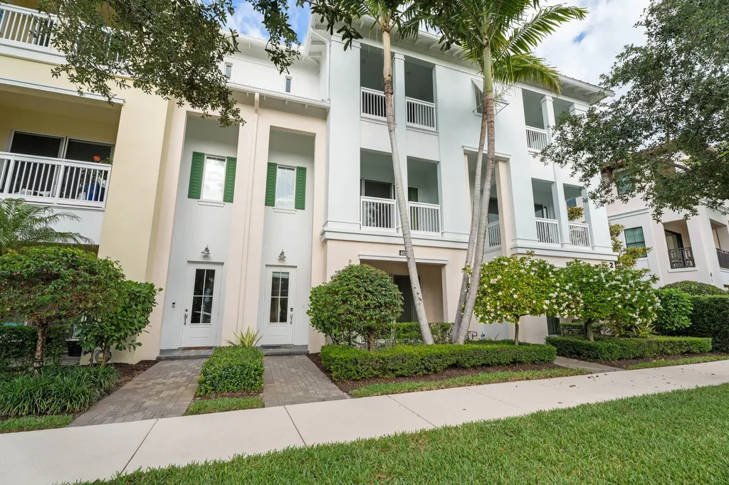 4057 Faraday Way Palm Beach Gardens FL 33418