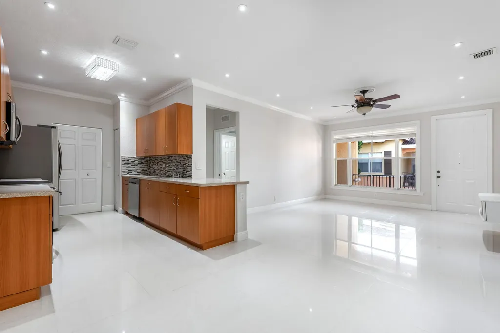 3557 Forest Hill Boulevard West Palm Beach FL 33406
