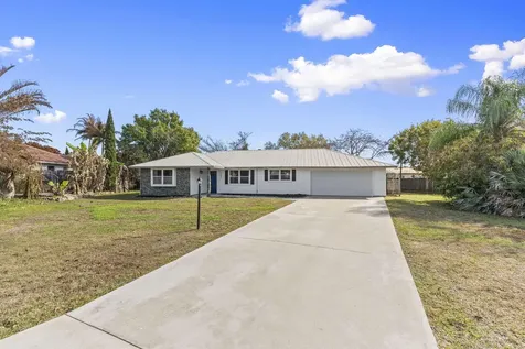 791 SE River Court Port St Lucie FL 34983