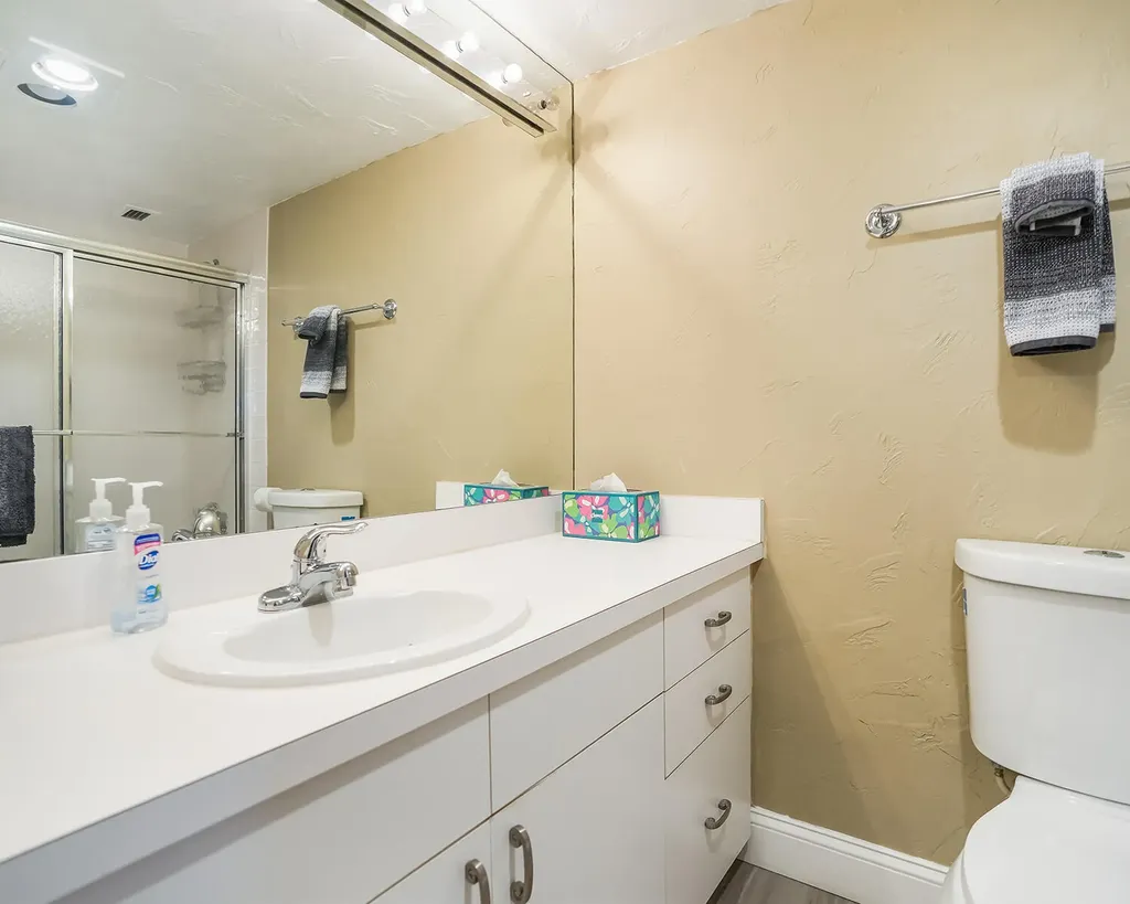2671 S Course Drive Pompano Beach FL 33069