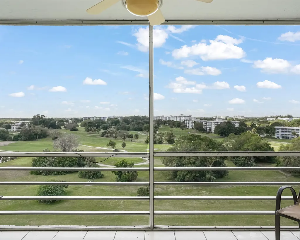 2671 S Course Drive Pompano Beach FL 33069