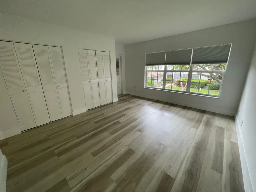 250 NE 20th Street Boca Raton FL 33431