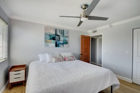 145 Yacht Club Way Hypoluxo FL 33462
