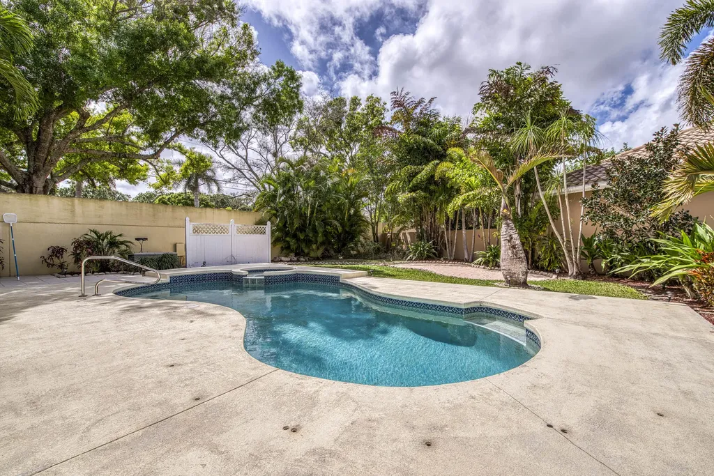190 S Hampton Drive Jupiter FL 33458