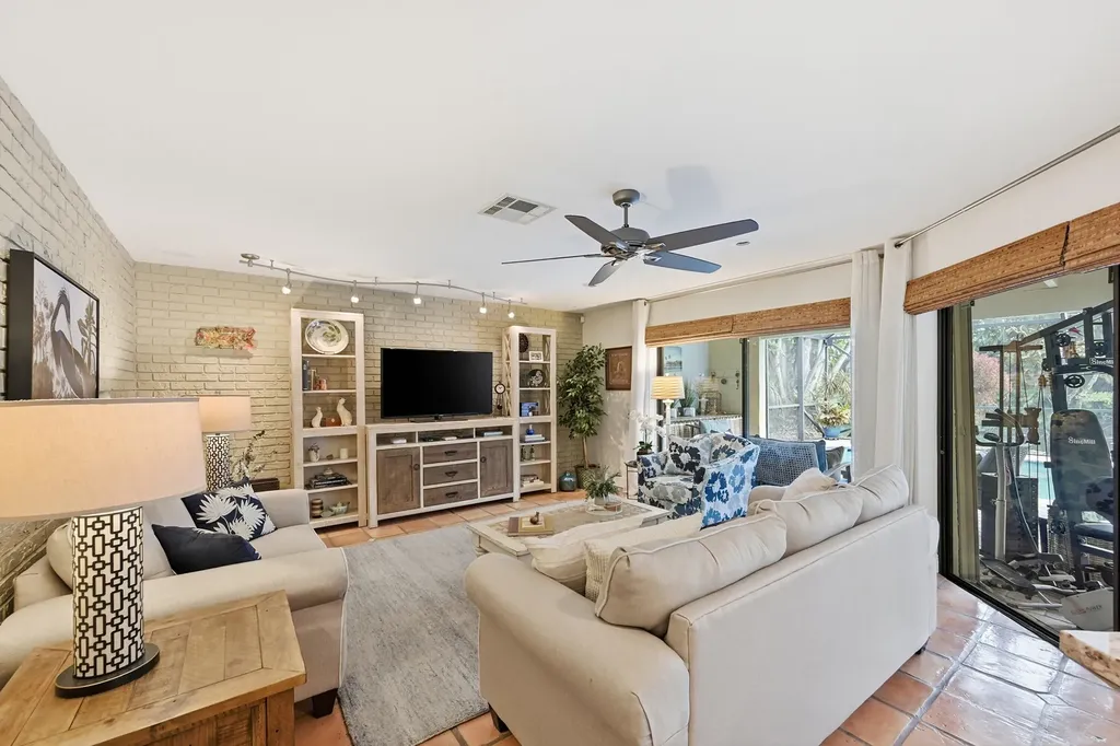 10152 Harbourtown Court Boca Raton FL 33498