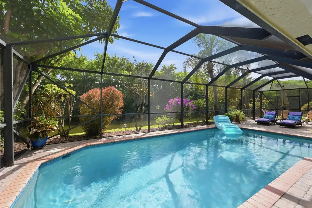 10152 Harbourtown Court Boca Raton FL 33498
