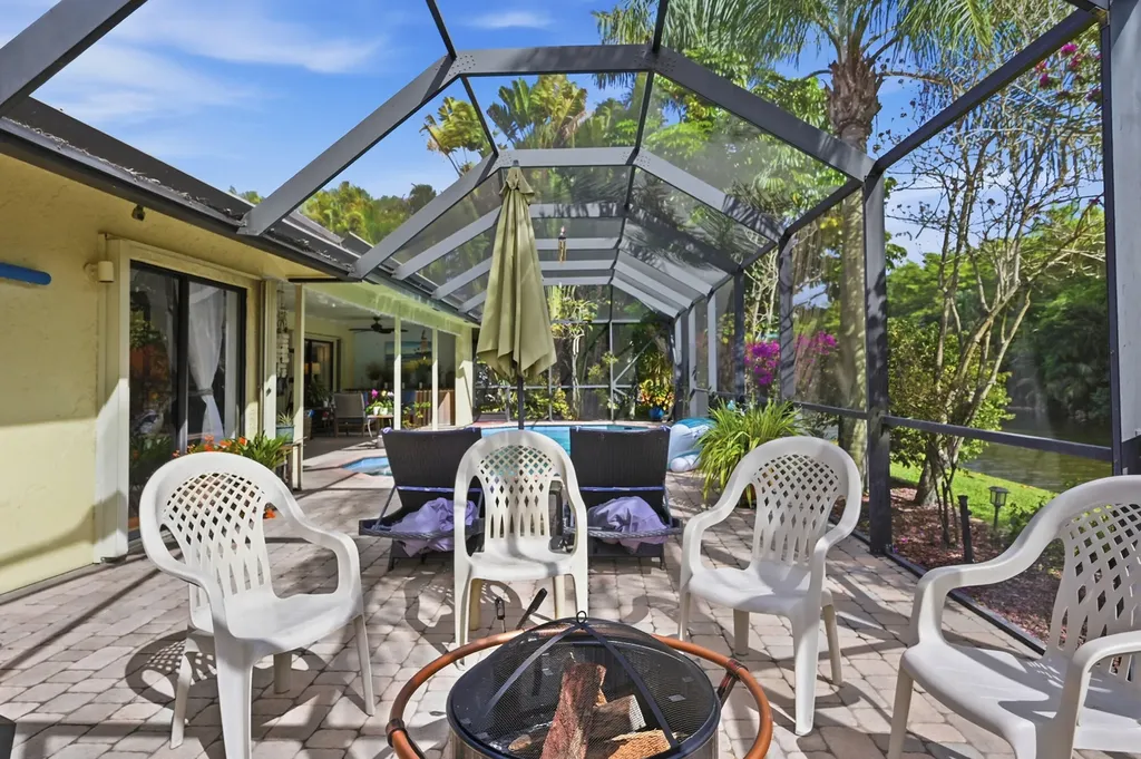 10152 Harbourtown Court Boca Raton FL 33498