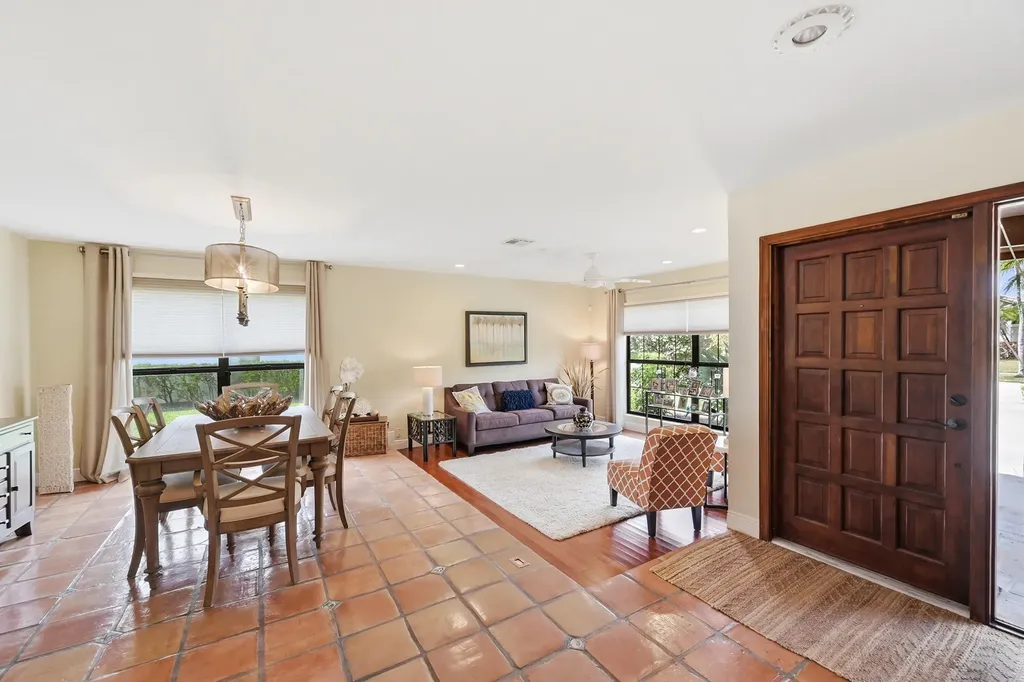 10152 Harbourtown Court Boca Raton FL 33498