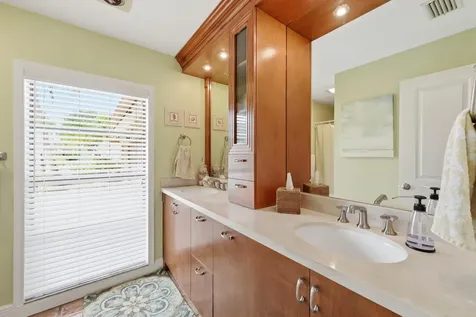10152 Harbourtown Court Boca Raton FL 33498