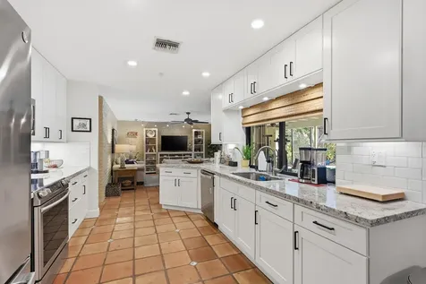 10152 Harbourtown Court Boca Raton FL 33498
