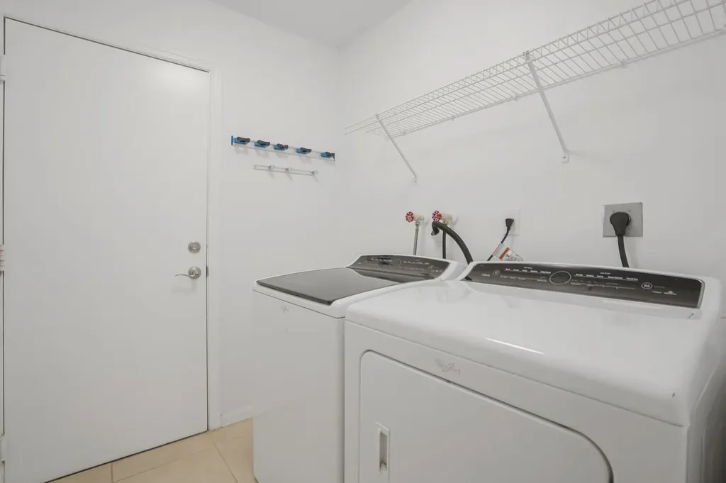 5329 Toscana Trail Boynton Beach FL 33437