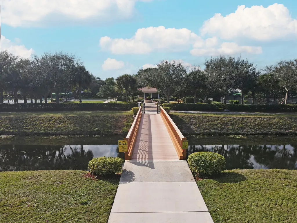 5329 Toscana Trail Boynton Beach FL 33437