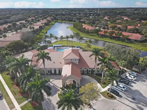 5329 Toscana Trail Boynton Beach FL 33437