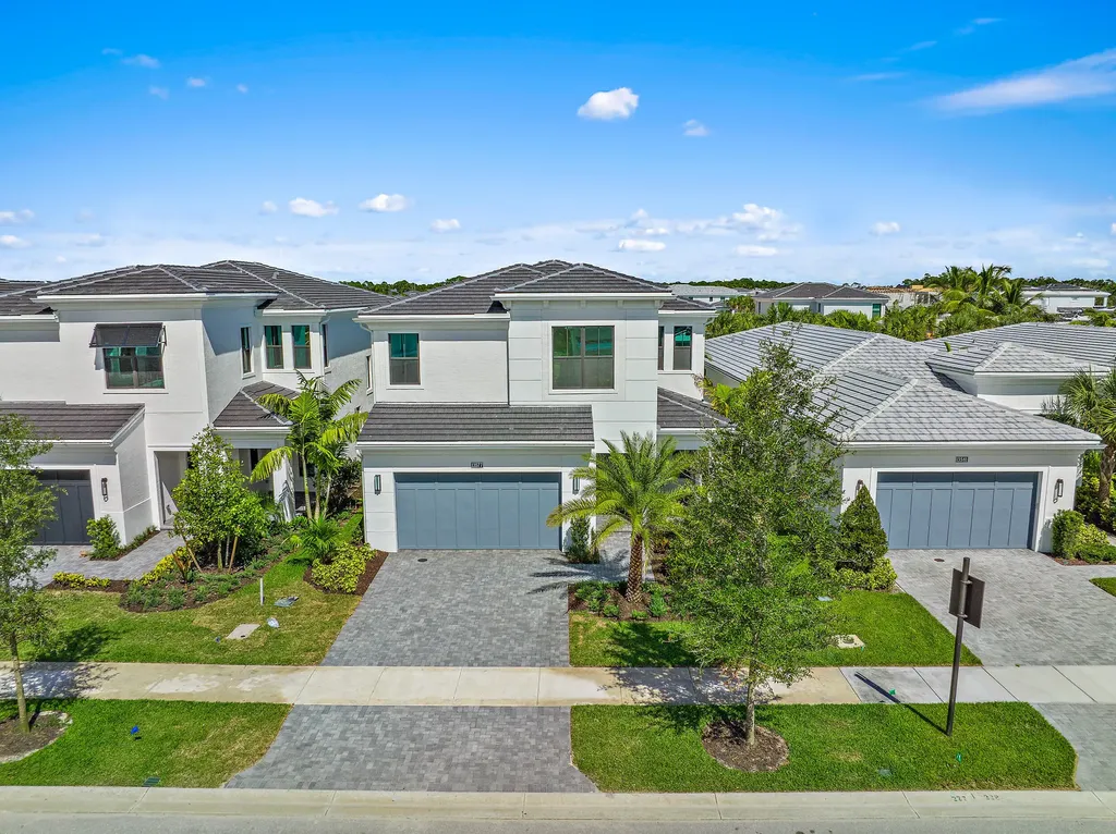 13577 Artisan Circle Palm Beach Gardens FL 33418