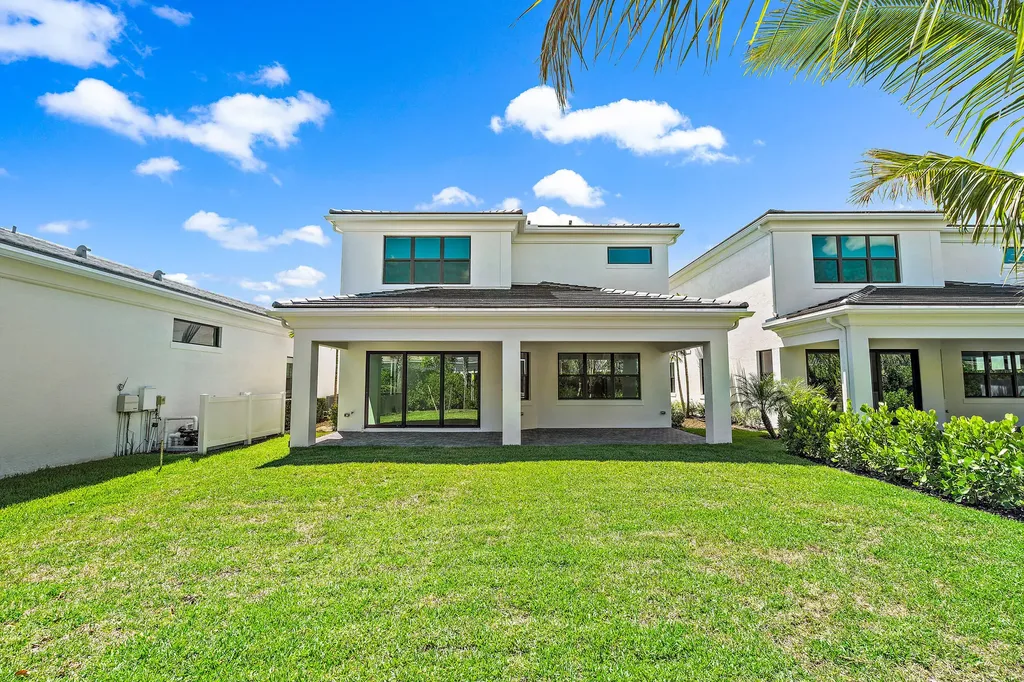 13577 Artisan Circle Palm Beach Gardens FL 33418