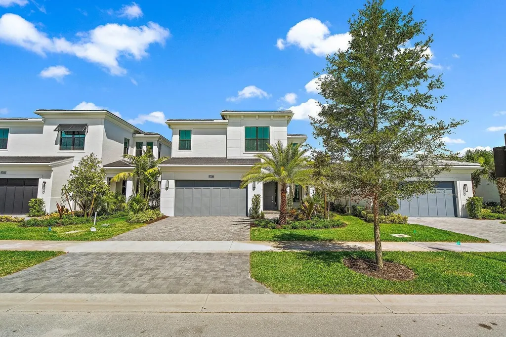 13577 Artisan Circle Palm Beach Gardens FL 33418