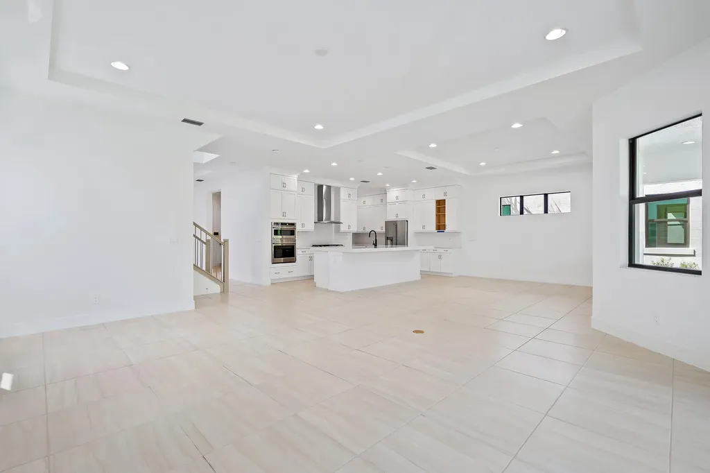 13577 Artisan Circle Palm Beach Gardens FL 33418
