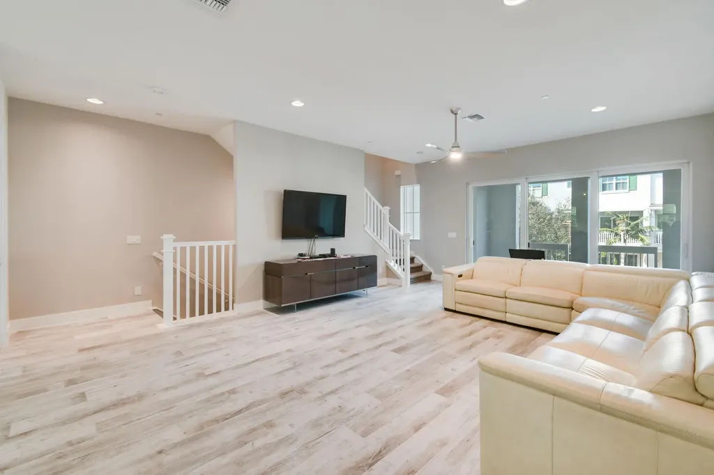 5218 Beckman Terrace Palm Beach Gardens FL 33418