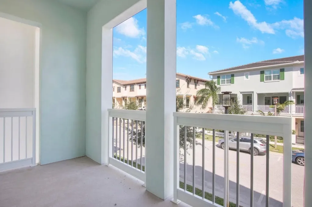 5218 Beckman Terrace Palm Beach Gardens FL 33418