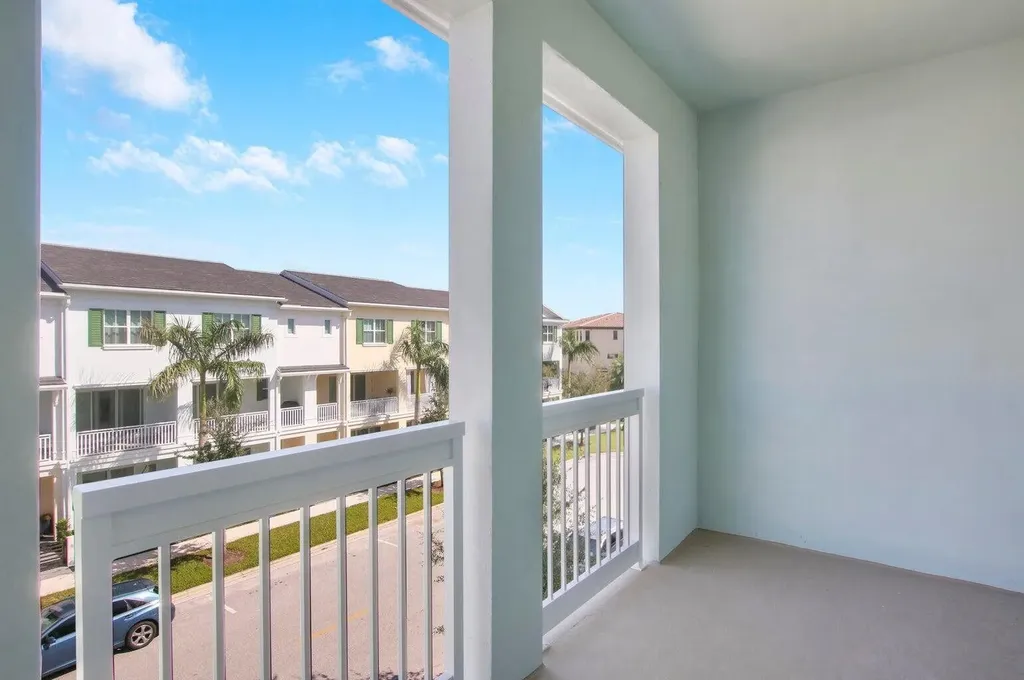 5218 Beckman Terrace Palm Beach Gardens FL 33418