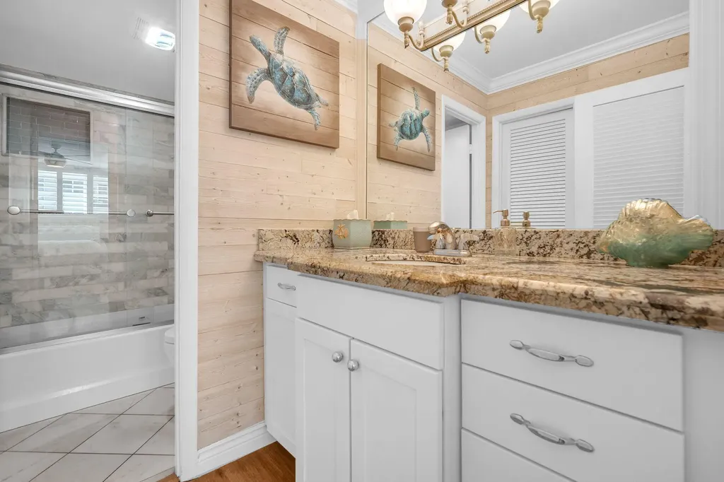 1239 Hillsboro Mile Hillsboro Beach FL 33062