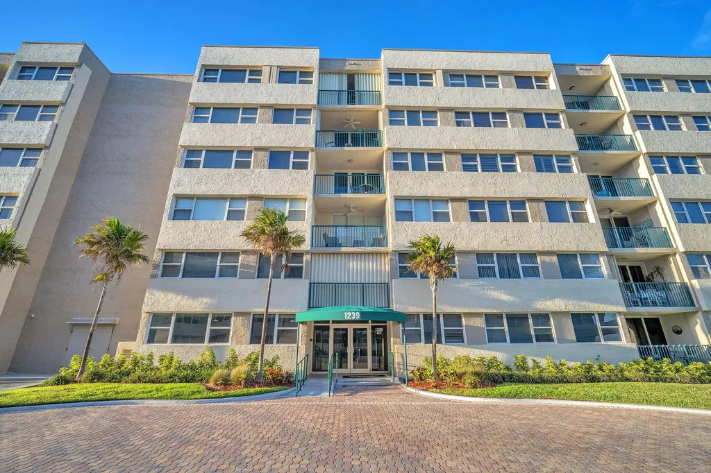 1239 Hillsboro Mile Hillsboro Beach FL 33062