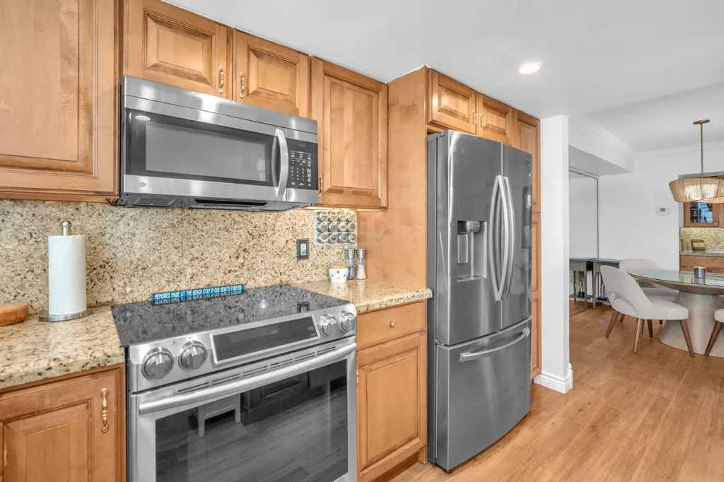 1239 Hillsboro Mile Hillsboro Beach FL 33062