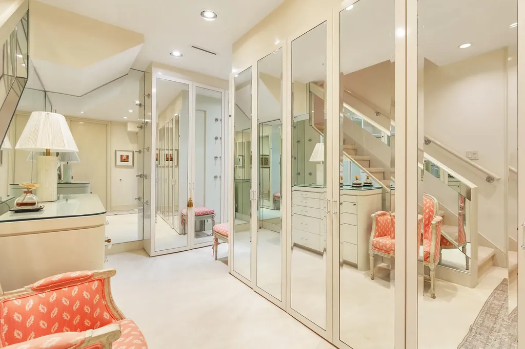 349 Chilean Avenue Palm Beach FL 33480