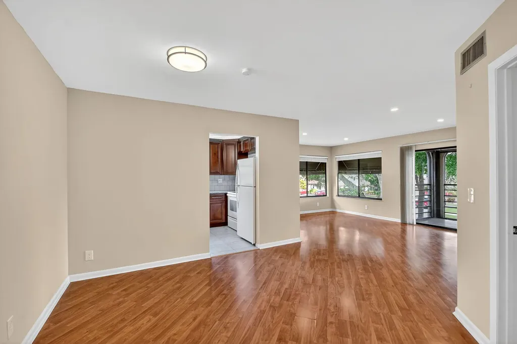 5040 Rose Hill Drive Boynton Beach FL 33437