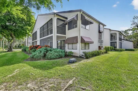 5040 Rose Hill Drive Boynton Beach FL 33437