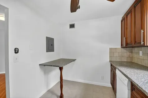 5040 Rose Hill Drive Boynton Beach FL 33437