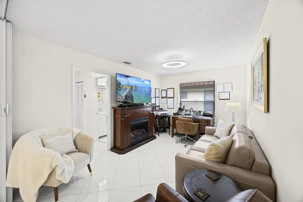 5916 Sunswept Lane Boynton Beach FL 33437