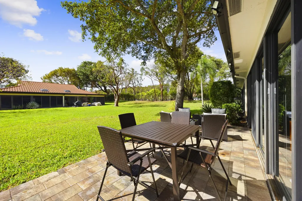 5916 Sunswept Lane Boynton Beach FL 33437