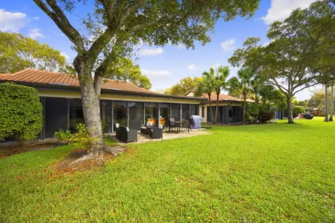 5916 Sunswept Lane Boynton Beach FL 33437