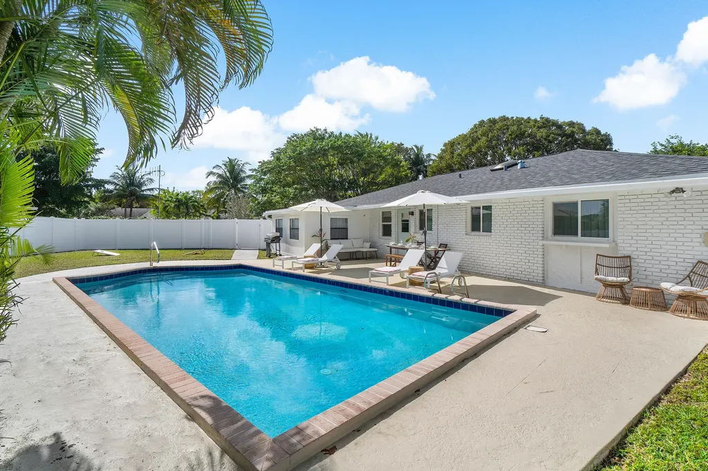 4300 Brooks Avenue West Palm Beach FL 33407