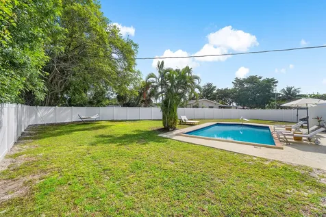 4300 Brooks Avenue West Palm Beach FL 33407