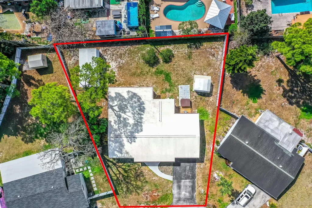 691 Snead Circle West Palm Beach FL 33413