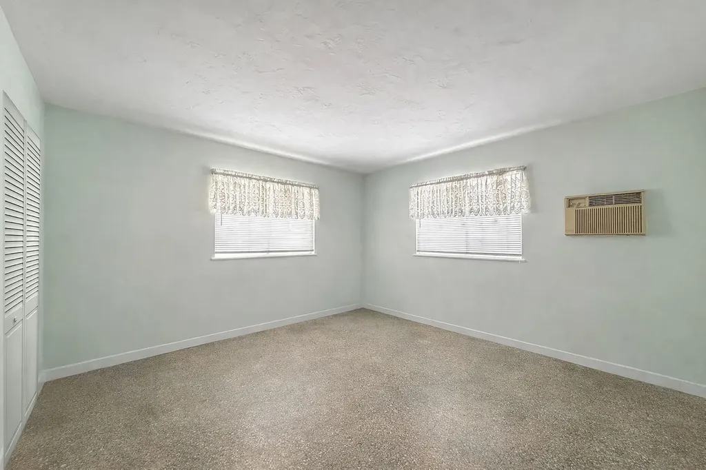 691 Snead Circle West Palm Beach FL 33413