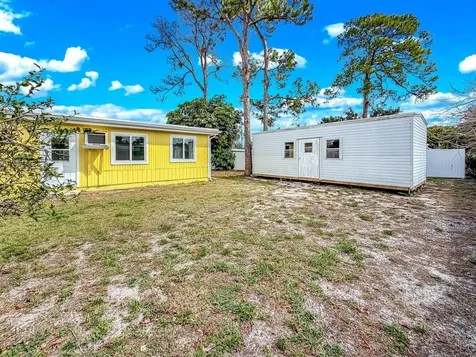 691 Snead Circle West Palm Beach FL 33413