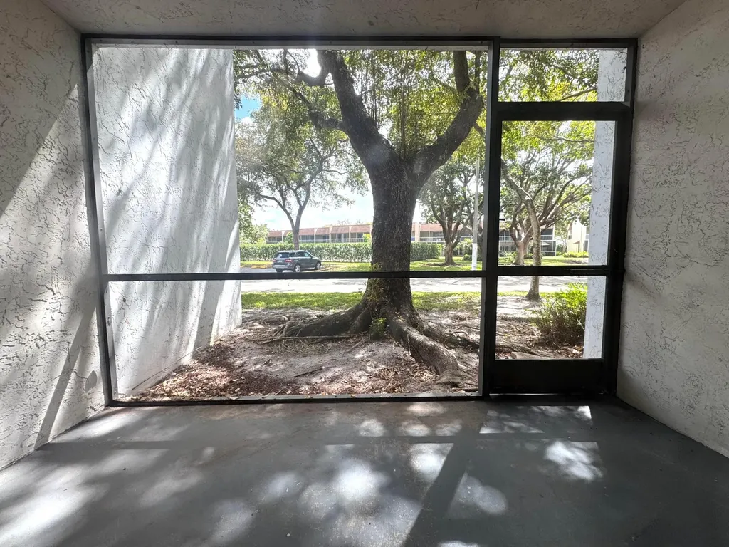 701 N Pine Island Road Plantation FL 33324