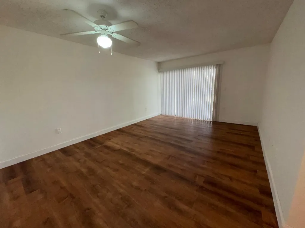 701 N Pine Island Road Plantation FL 33324