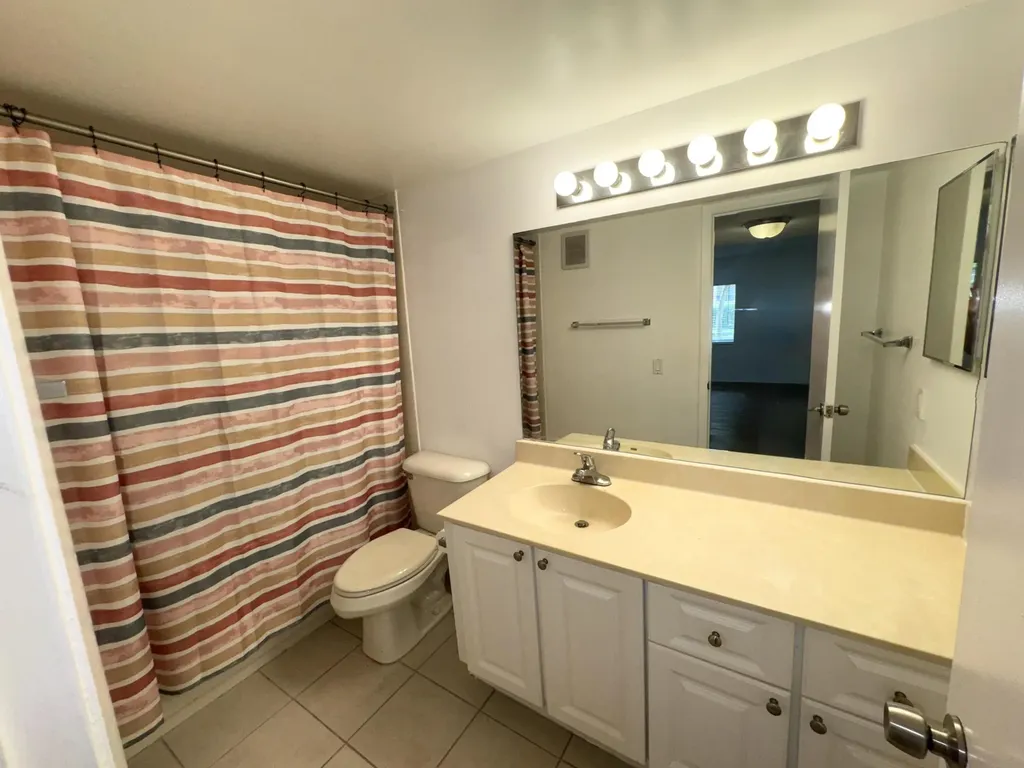 701 N Pine Island Road Plantation FL 33324