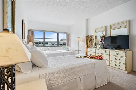 5000 N Ocean Boulevard Lauderdale By The Sea FL 33308