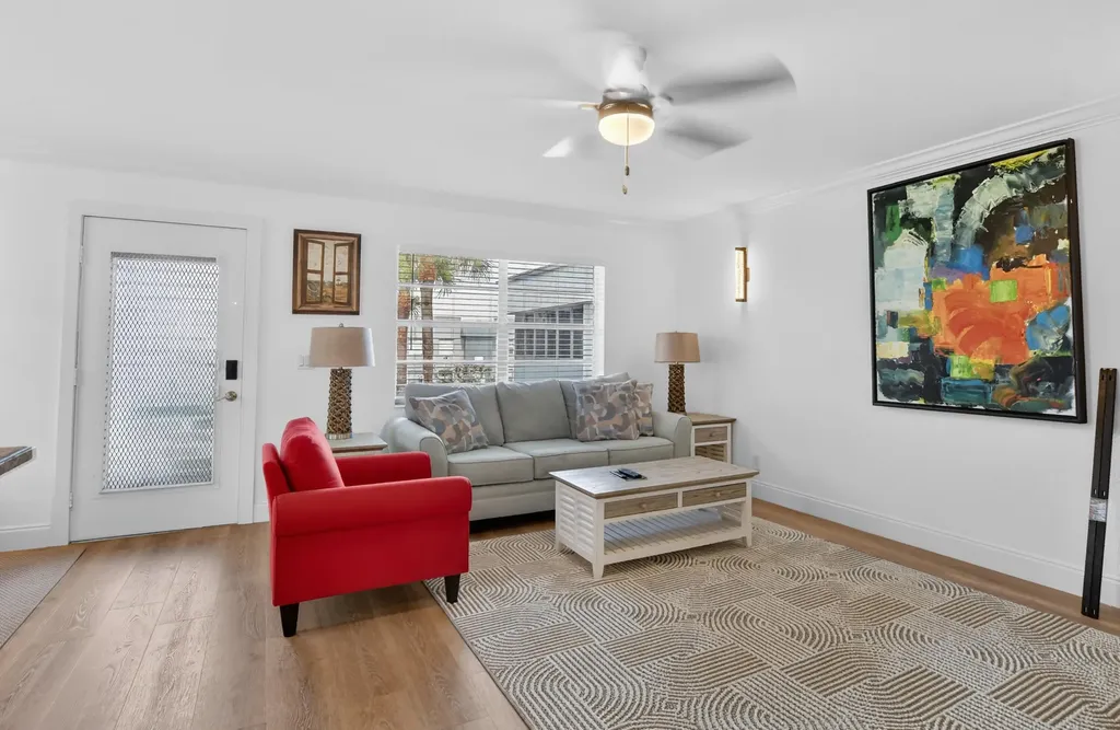 944 Normandy Trail Delray Beach FL 33484