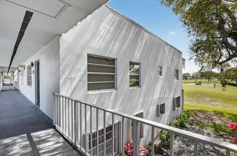 944 Normandy Trail Delray Beach FL 33484