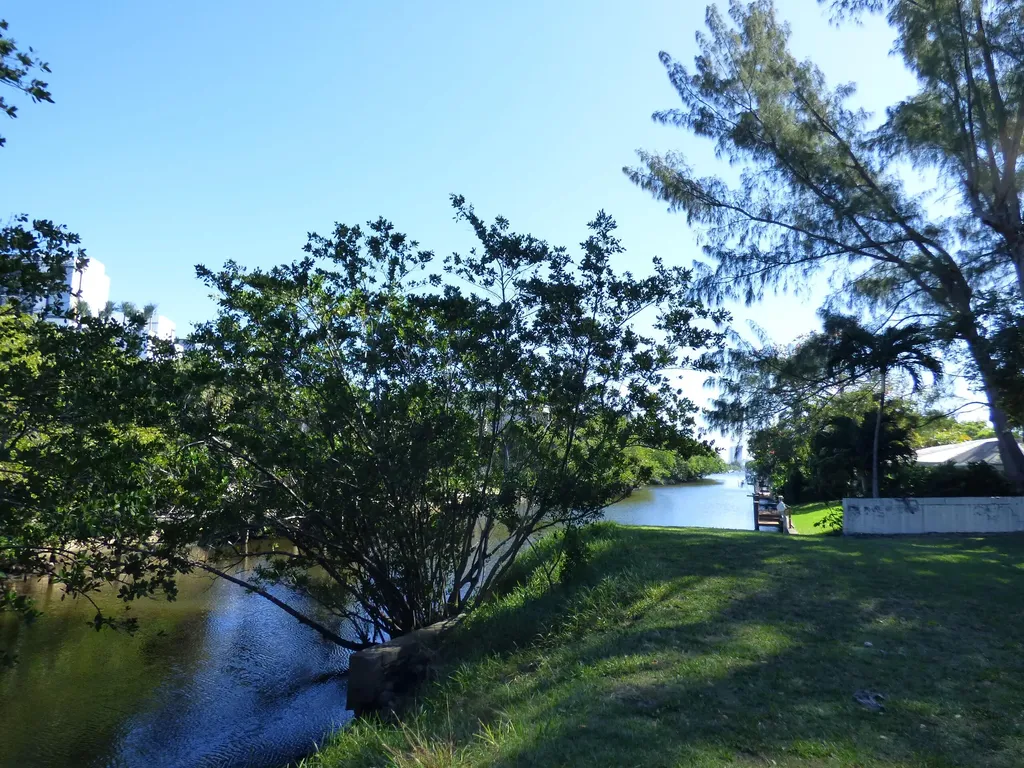 132 S Cypress Road Pompano Beach FL 33060