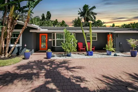 2016 NE 22nd Street Wilton Manors FL 33305
