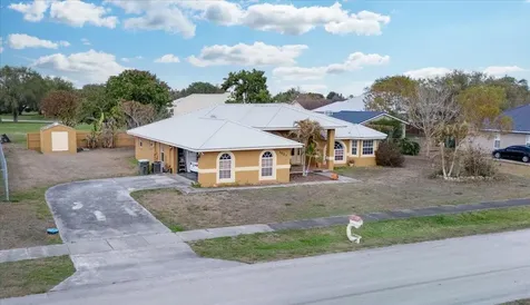 1023 Caribbean Avenue Clewiston FL 33440
