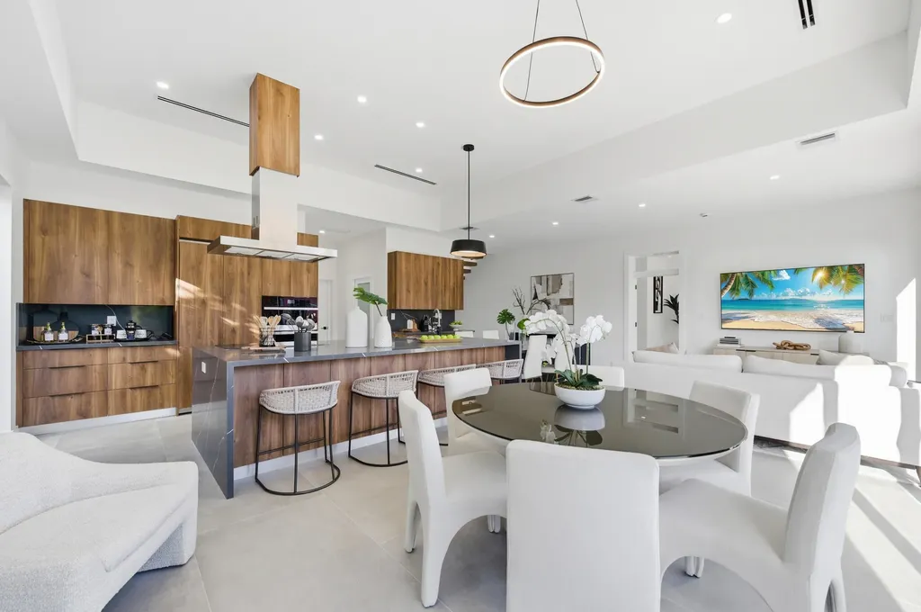 1308 Avocado Isle Fort Lauderdale FL 33315
