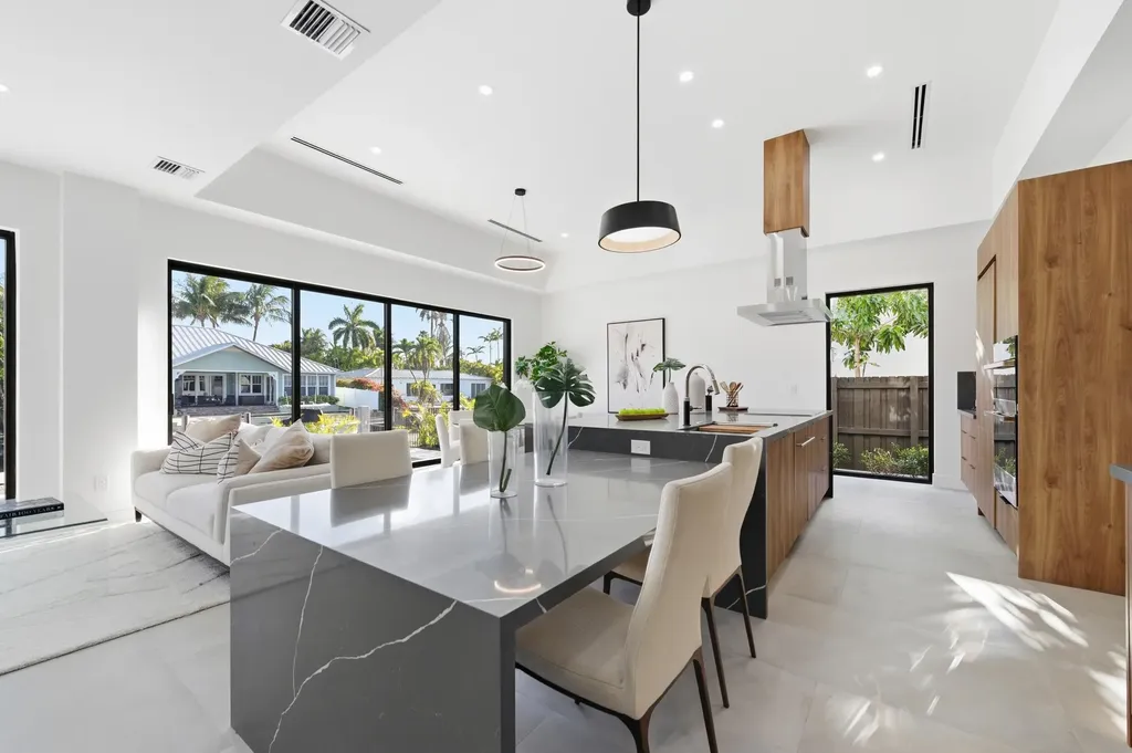 1308 Avocado Isle Fort Lauderdale FL 33315